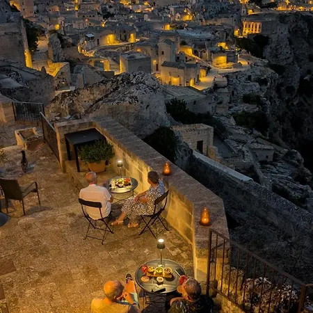 بيت ضيافة Torretta Ai Sassi ماتيرا